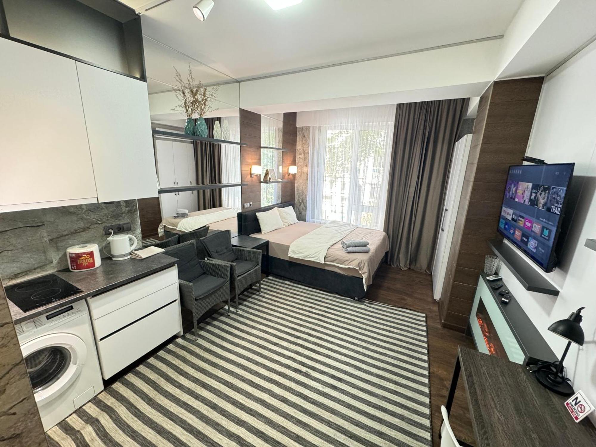 Rentnow Modern Lux Apartment In Centre 키시나우 외부 사진